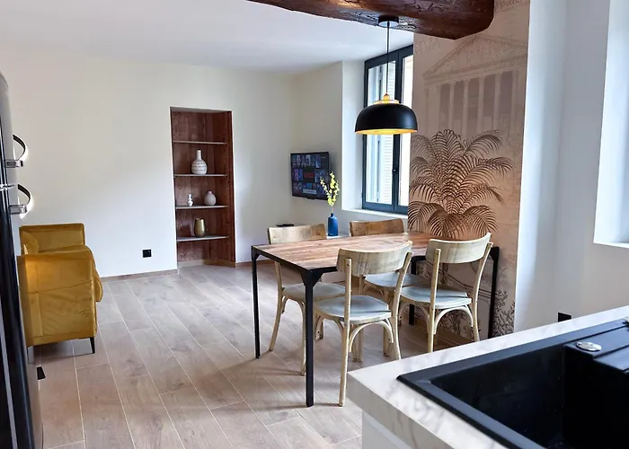 Mace Appartement Avec Spa Dans Quartier Historique Exclusif Calme Coeur D\'Antibes