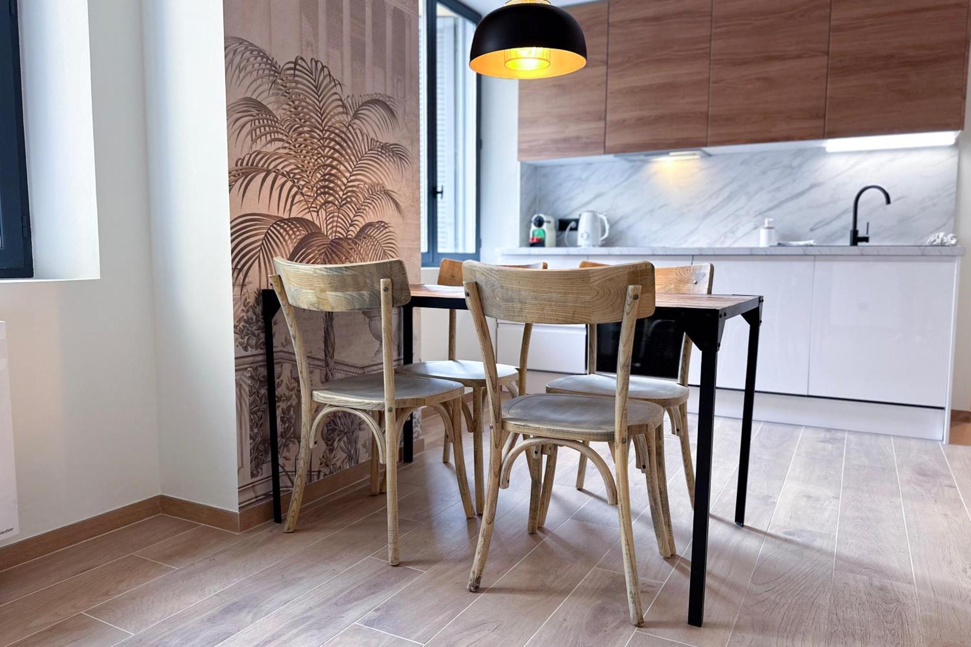 Apartment Mace Avec Dans Quartier Historique Exclusif Calme Coeur D'antibes *